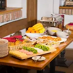 Alojamento de Acomodação e Pequeno-almoço Gluten Free Dezela Okusov *