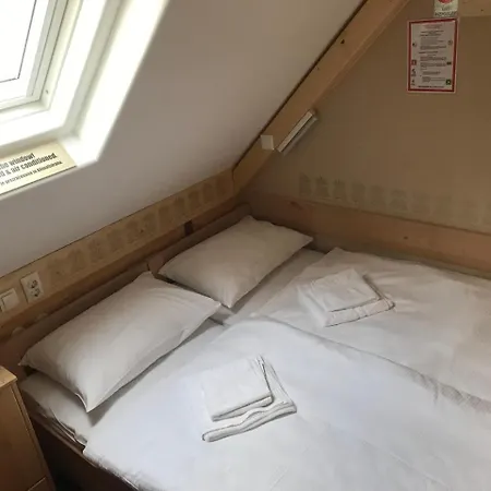 Gluten Free Dezela Okusov Bed and breakfast *