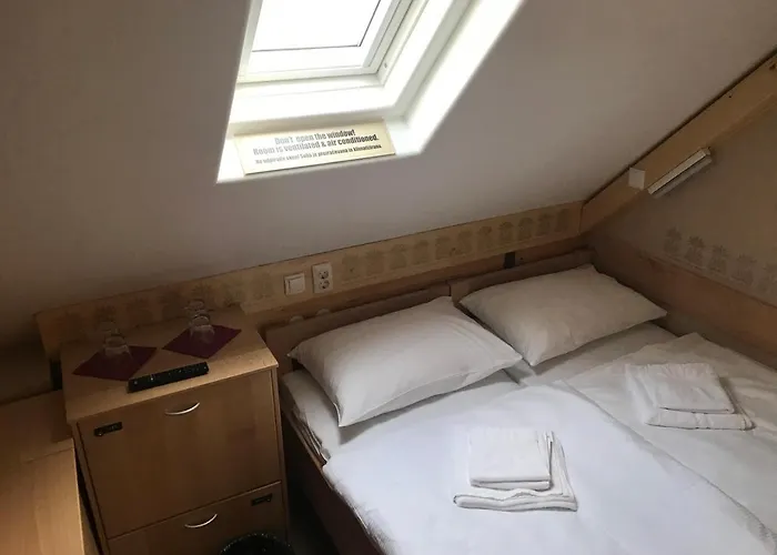 ベッド・アンド・ブレックファスト Gluten Free Dezela Okusov